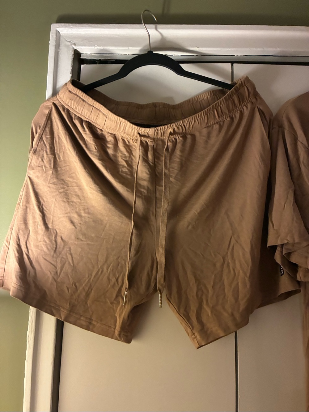 Comfrt cloud lounge mocha Three-Piece Lounge Set in Tan - Tee, Shorts & Pants - Picture 3 of 6